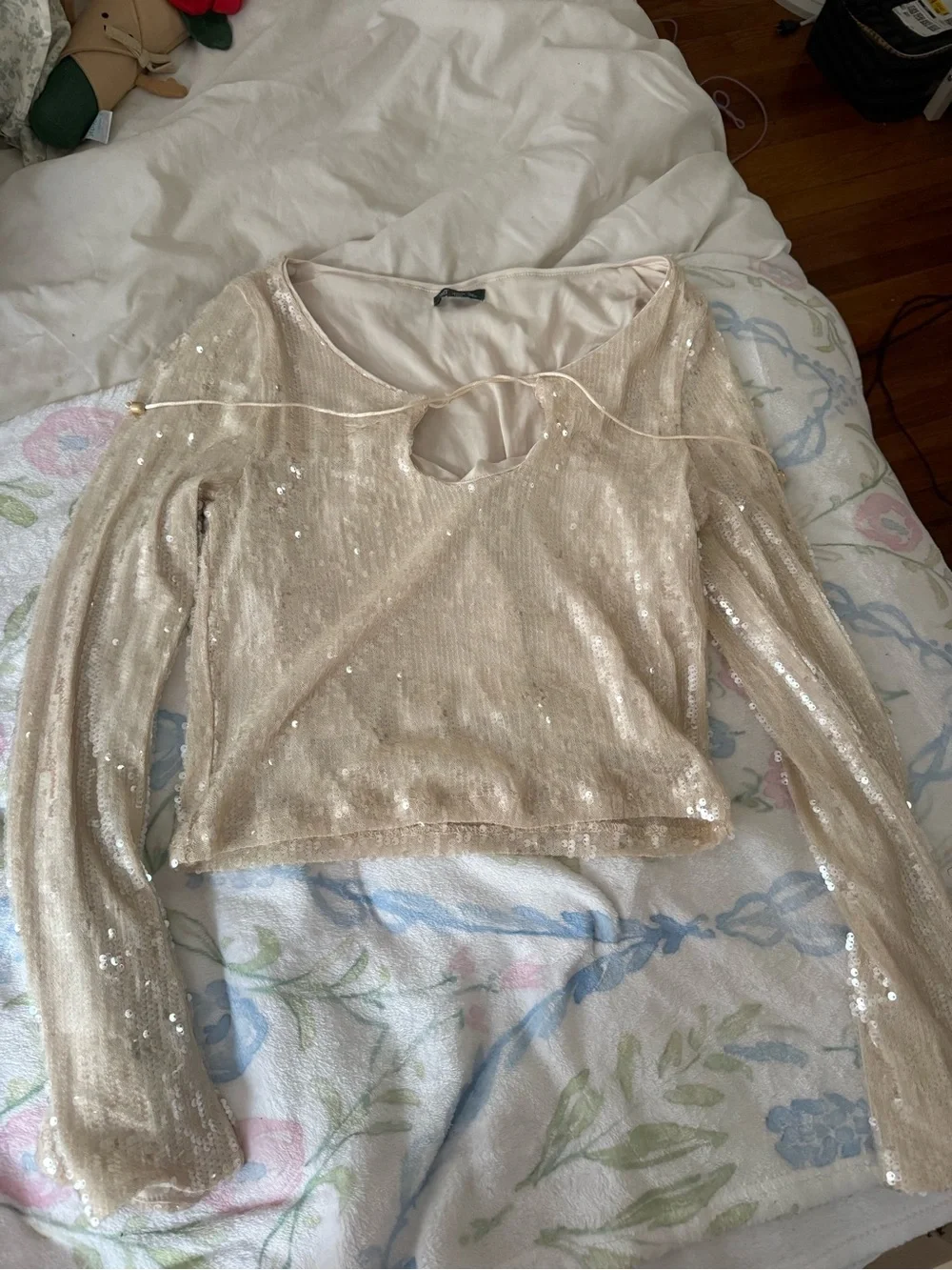 wild fable Cream Sequin Keyhole Long-Sleeve Crop Top